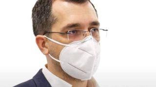 Ministrul Sănătății Vlad Voiculescu a primit o amendă de 1.500 de lei pentru că nu a purtat masca