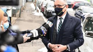 Ministrul Educației, Sorin Cîmpeanu: „Se constată o tendinţă de scădere a numărului de infectări cu Covid-19, atât în rândul elevilor, cât şi al personalului”