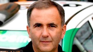 Pilotul Titi Aur, diagnosticat cu COVID-19. Mesajul emoționant al celebrului pilot