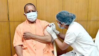 Țara îngenuncheată în valul 2 de coronavirus. Peste 100.000 de noi cazuri pe zi