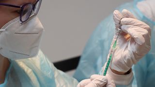 Câte persoane s-au vaccinat anti-COVID în ultimele 24 de ore în România?