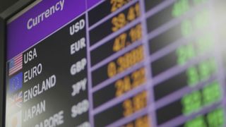 Curs valutar BNR, azi 6 aprilie. Moneda euro se îndreaptă spre un nou record