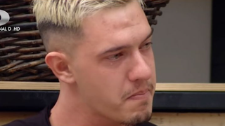 Mariana și Cristi Comănici de la Puterea dragostei s-au despărțit? &bdquo;Mă faci de r&acirc;s &icirc;n fața Rom&acirc;niei..!&rdquo;