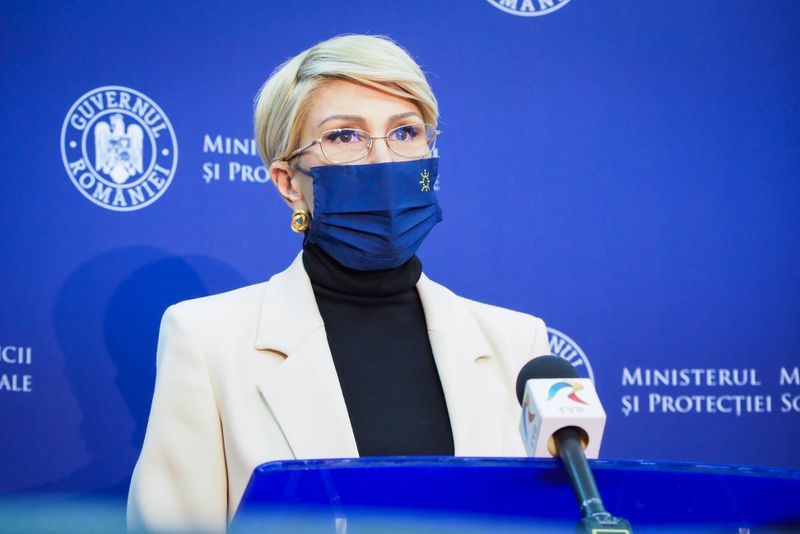 raluca turcan amendă masca de protecție