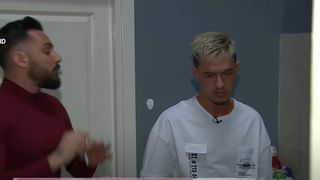 Scandal în casa băieților de la Puterea Dragostei! Un concurent a sărit la bătaie