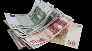 curs valutar bnr 15 aprilie 2021