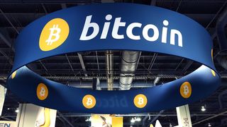 Bitcoin a atins 60.000 EUR. Ce estimări au traderii pentru cea mai valoroasă criptomonedă
