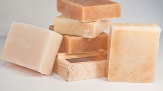 VIDEO-Afacere prosperă din cosmeticele lucrate manual,cât mai naturale