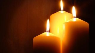 Polițist de 37 de ani, găsit mort în mașină