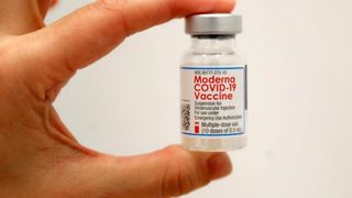 Veste bună. Aproape 80.000 de doze de vaccin Moderna ajung azi &icirc;n Rom&acirc;nia