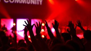 De 1 mai și de Paște petrecerile sunt interzise. Oamenii nu le pot organiza nici acasă