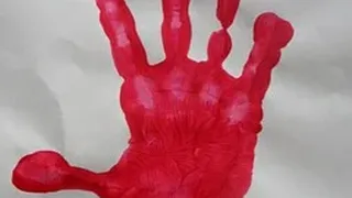 Scene șocante într-o grădiniță: Un bărbat a atacat cu cuțitul 16 copii și doi educatori. Cel puțin un mort