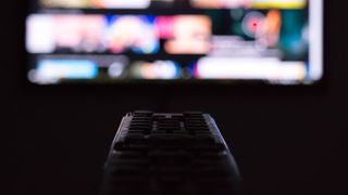 7 beneficii ale unui Smart TV și de ce camera dvs. de zi este incompletă fără unul