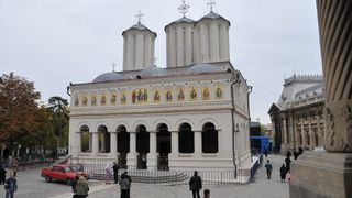 VIDEO - Bucuria credincioșilor - Guvernul a dat liber la pelerinaje religioase