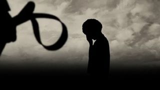 VIDEO - Copil de trei ani, moarte în chinuri - ucis de mamă în bătaie