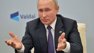 Rusia a expulzat un diplomat român. Reacția Kremlinului, la doar o zi după summit-ul de la București