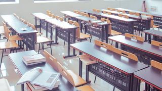 Zi mare pentru elevi. 181.000 dintre ei sunt așteptați la proba de Limbă şi comunicare a Evaluării Naţionale