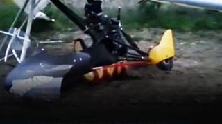 VIDEO | La un pas de moarte în deltaplan