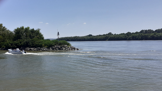 Şase persoane au căzut &icirc;n Dunăre de pe o barcă de agrement. &Icirc;n ce stare se află acestea?