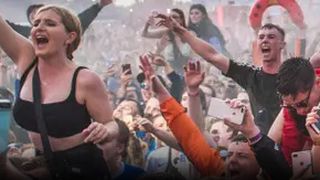 VIDEO - Festivaluri anulate din nou. Participanții mai au de așteptat