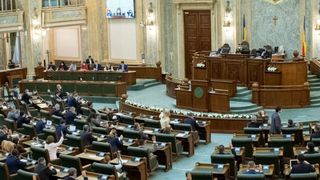 Un nou proiect de lege adoptat în Senat. Ce se v-a întâmpla cu profesorii care hărțuiesc elevii