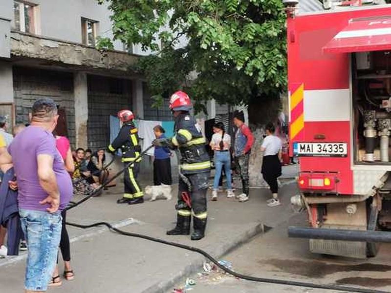 incendiu violent în botoșani