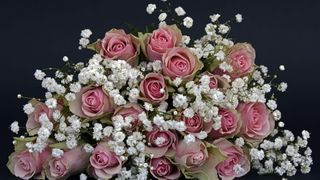 Mesaje de Constantin şi Elena 2021: La mulţi ani pentru sărbătoriții zilei! SMS-uri originale