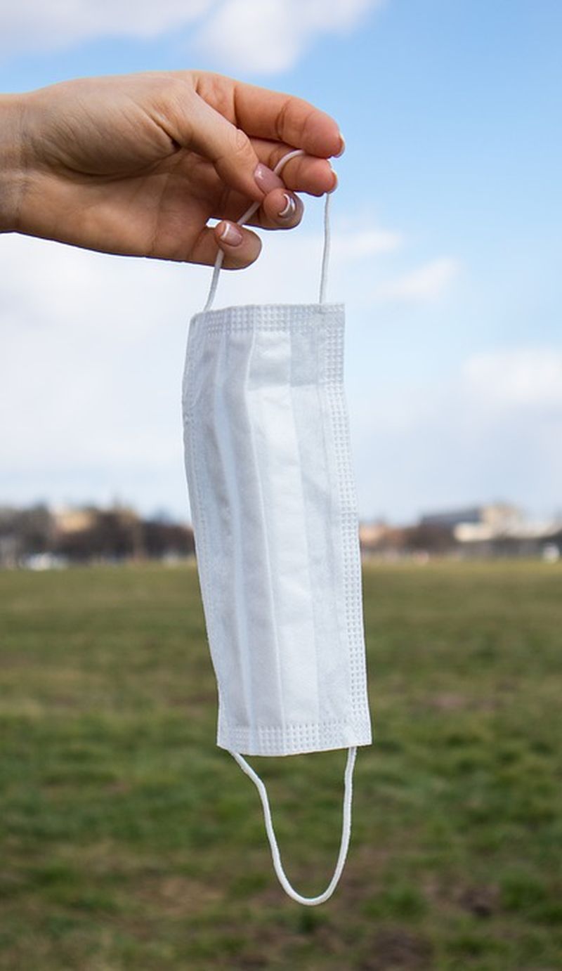 masca de protecție rămâne obligatorie în mai multe orașe