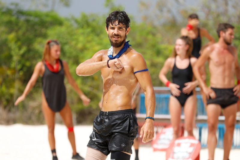Moment crucial la “Survivor România”. Urmează unificarea echipelor  Cucu, de la Faimoși, a fost eliminat aseară din concursul de supraviețuire