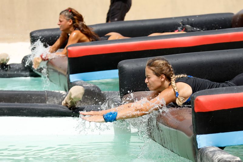 Moment crucial la “Survivor România”. Urmează unificarea echipelor  Cucu, de la Faimoși, a fost eliminat aseară din concursul de supraviețuire