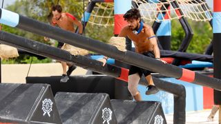 Moment crucial la “Survivor România”. Urmează unificarea echipelor  Cucu, de la Faimoși, a fost eliminat aseară din concursul de supraviețuire