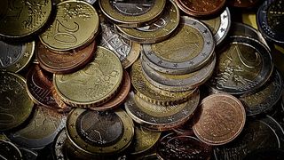 Curs valutar BNR, joi 27 mai. Ce se &icirc;nt&acirc;mplă azi cu moneda EURO