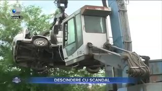 DESCINDERE CU SCANDAL