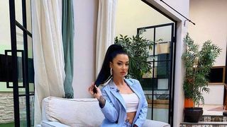 Ce s-a ales de Andreea de la „Puterea Dragostei” când a ajuns în România?! Bruneta a părăsit emisiunea în lacrimi