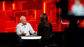 Excentricul milionar Cristian Țânțăreanu vine marți la “40 de întrebări cu Denise Rifai”