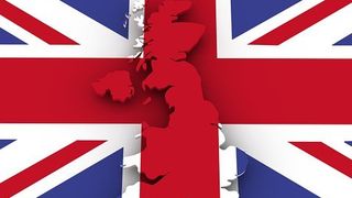 Mii de rom&acirc;ni au avut interzis accesul &icirc;n Marea Britanie anul acesta&nbsp;