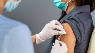 Un medic din Austria a vaccinat 59 de oameni cu aceeași seringă