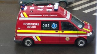 Tragedie la Alba Iulia. O fată de 15 ani s-a aruncat de la etaj