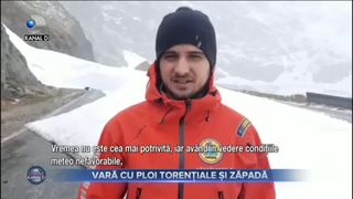 Vară cu ploi torențiale și zăpadă