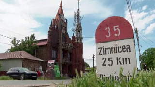 Duminica aceasta, de la ora 14:30, la “Asta-i România!”,  “Castelul Teleorman”