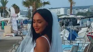 Ella de la „Puterea Dragostei” a făcut pasul cel mare?! Imagini senzaționale cu rochia de mireasă