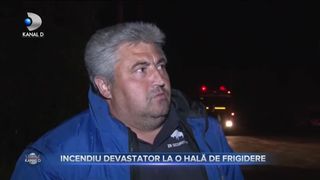 Incendiu devastator la o hala de frigidere