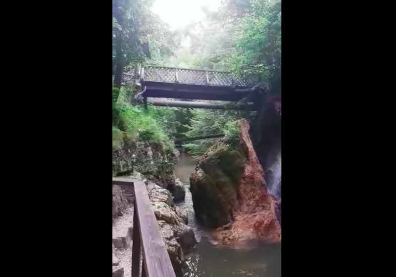 Cascada Bigăr prăbuşită