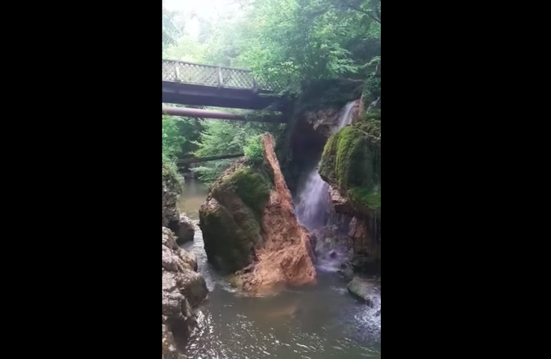 Cascada Bigăr s-a prăbuşit