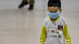 Prima țară care &icirc;și vaccinează copiii de peste trei ani