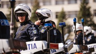 percheziții &icirc;n capitală și &icirc;n 24 de județe clinică de &icirc;nfrumusețare