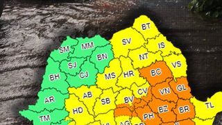 VIDEO - România, lovită cu putere de ciclonul din Marea Neagră. Cod portocaliu