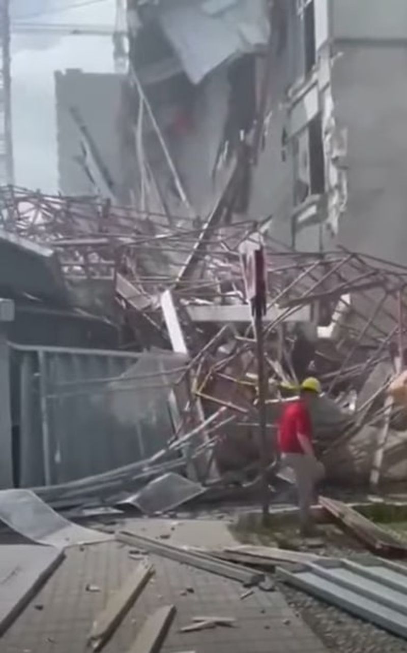 Tragedie în Belgia! Un român a murit şi alţi cinci sunt răniţi după ce o şcoală în construcție s-a prăbușit