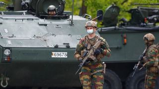 Cel mai războinic protestatar anti-vaccin a fost găsit MORT. Cazul care a șocat o lume întreagă