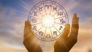 Horoscop 24 iunie 2021. Numai energii pozitive pentru o zodie. Cine este norocosul zilei?
